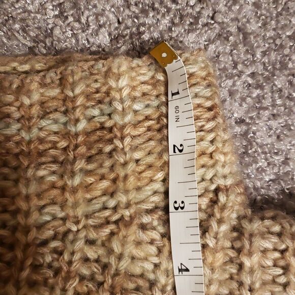 MARLED sweater.  Size M - Picture 6 of 8